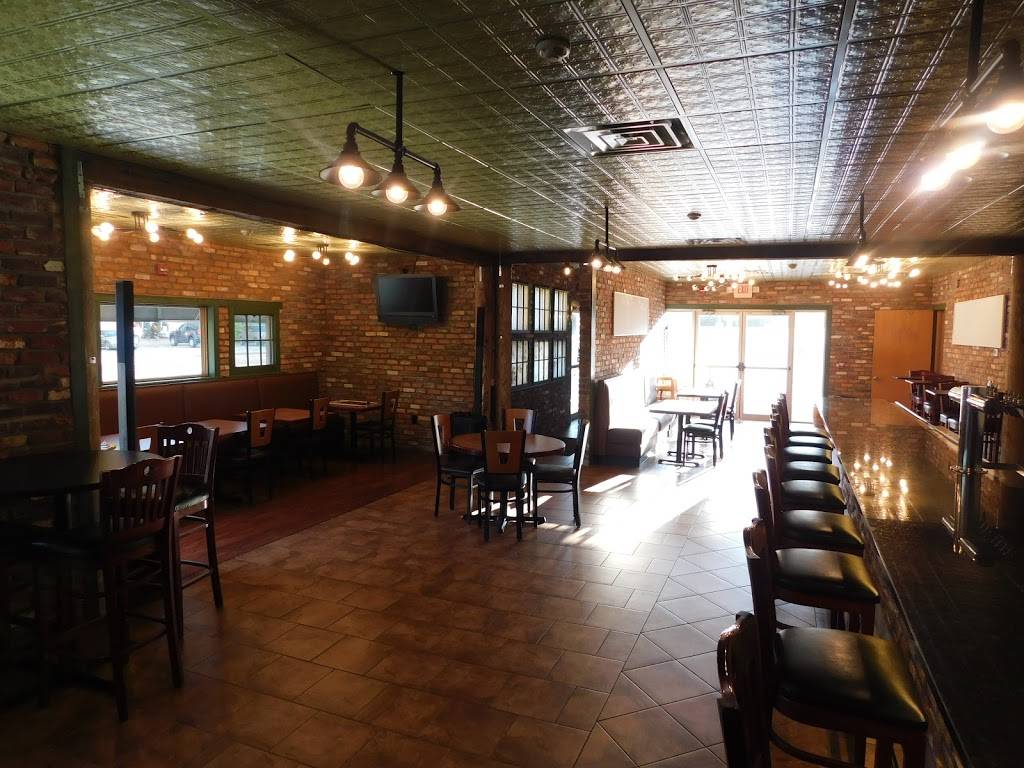 Bricks | restaurant | 641 Atwood Ave, Cranston, RI 02920, USA | 4014730148 OR +1 401-473-0148