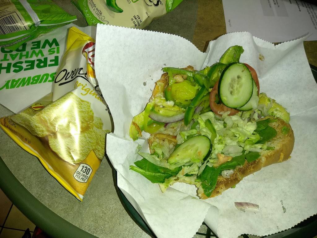 Subway Restaurants | restaurant | 531 N Hollywood Way Suite B, Burbank, CA 91505, USA | 8188436775 OR +1 818-843-6775