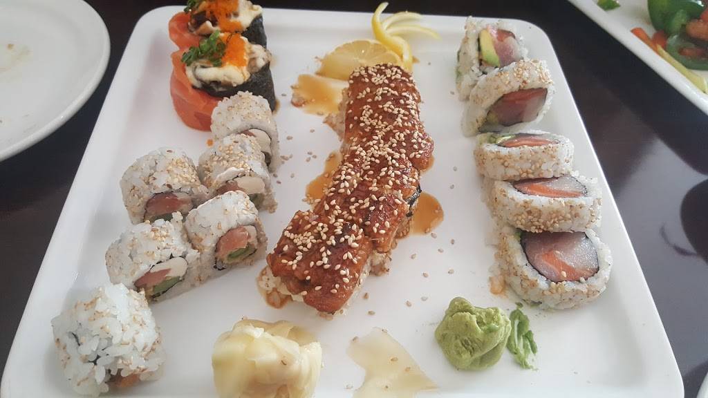 Sakura Japanese Cuisine | restaurant | 600 S Airport Rd, Longmont, CO 80503, USA | 3034859282 OR +1 303-485-9282