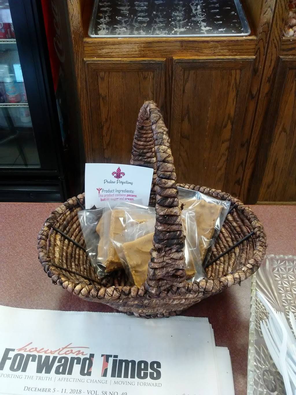 Uncle Wickeys Restaurant | restaurant | 4353 Reed Rd, Houston, TX 77051, USA | 8324096717 OR +1 832-409-6717