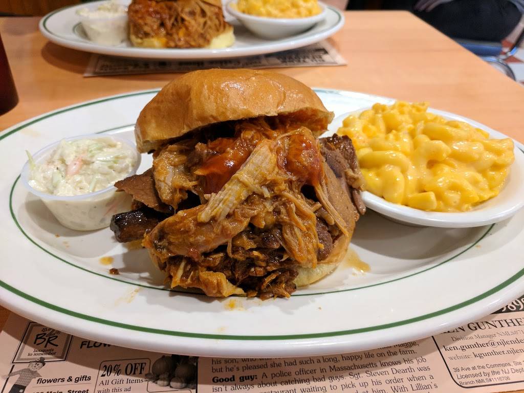 Woodchucks BBQ | restaurant | 3009 NJ-88, Point Pleasant, NJ 08742, USA | 7327141400 OR +1 732-714-1400