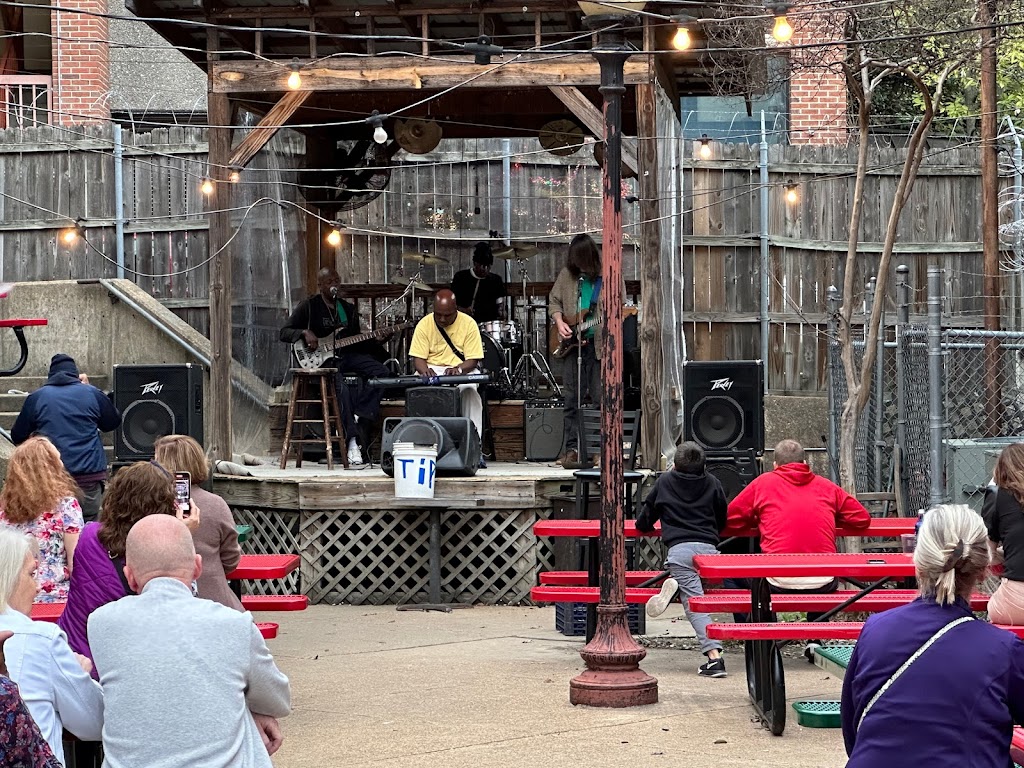 Kings Palace Cafe | cafe | 162 Beale St, Memphis, TN 38103, USA | 9015211851 OR +1 901-521-1851