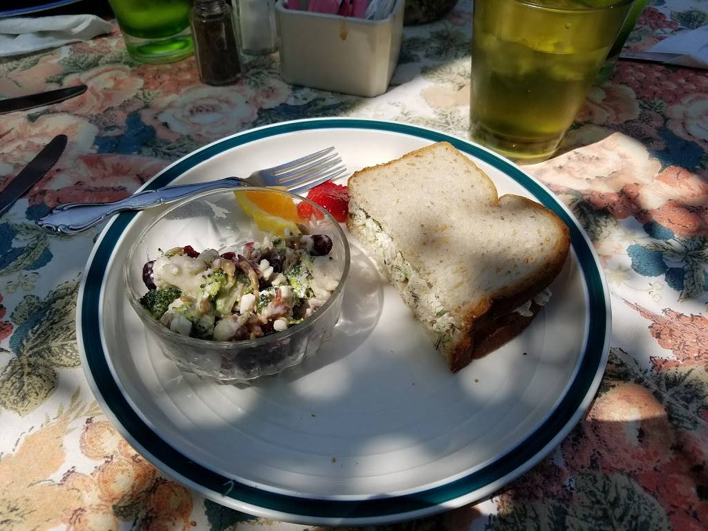 Farm House Café & Tea Room | cafe | 5171 Bean Blossom Rd, Nineveh, IN 46164, USA | 8129882004 OR +1 812-988-2004