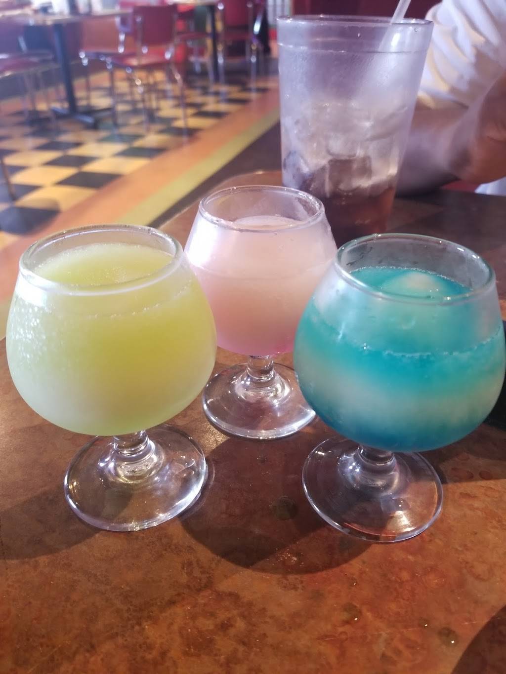 Montereys Little Mexico | restaurant | 270 1st St E, Humble, TX 77338, USA | 2814468466 OR +1 281-446-8466