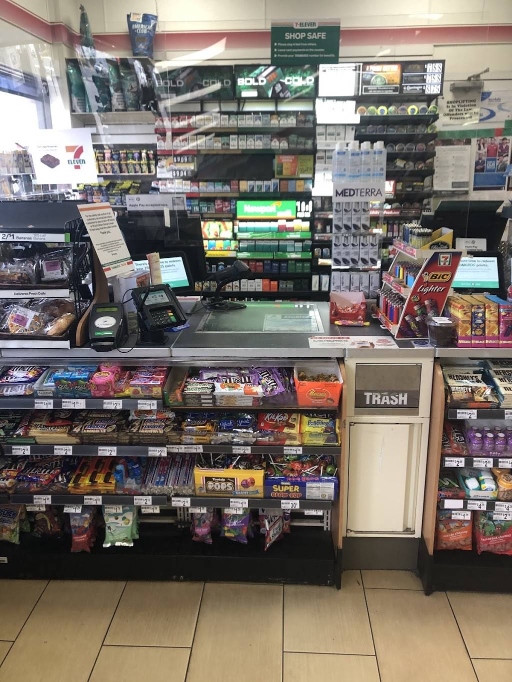 7-Eleven | bakery | 180 Union St, Rockville, CT 06066, USA | 8608756392 OR +1 860-875-6392