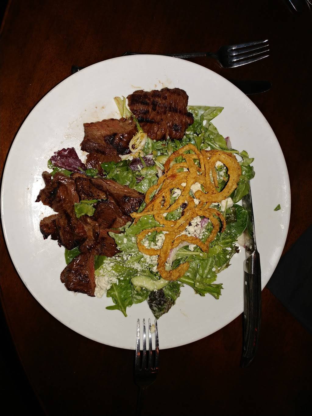 Montrose Town Kitchen & Grill | restaurant | 2276 Honolulu Ave, Montrose, CA 91020, USA | 8182481881 OR +1 818-248-1881