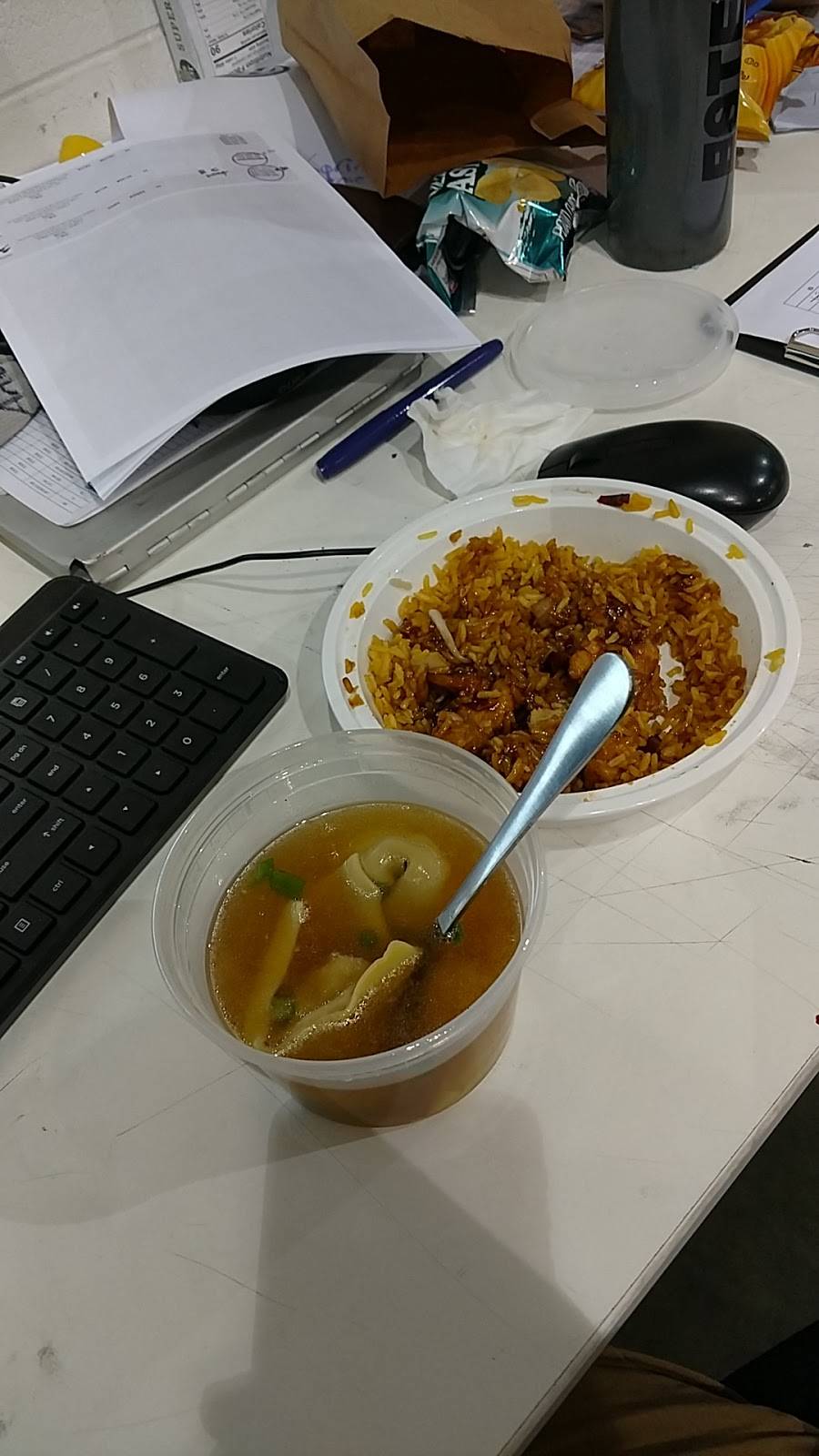 Hong Kong Chinese Kitchen | restaurant | 1A Penn Mart, Shopping Center, New Castle, DE 19720, USA | 3023229150 OR +1 302-322-9150