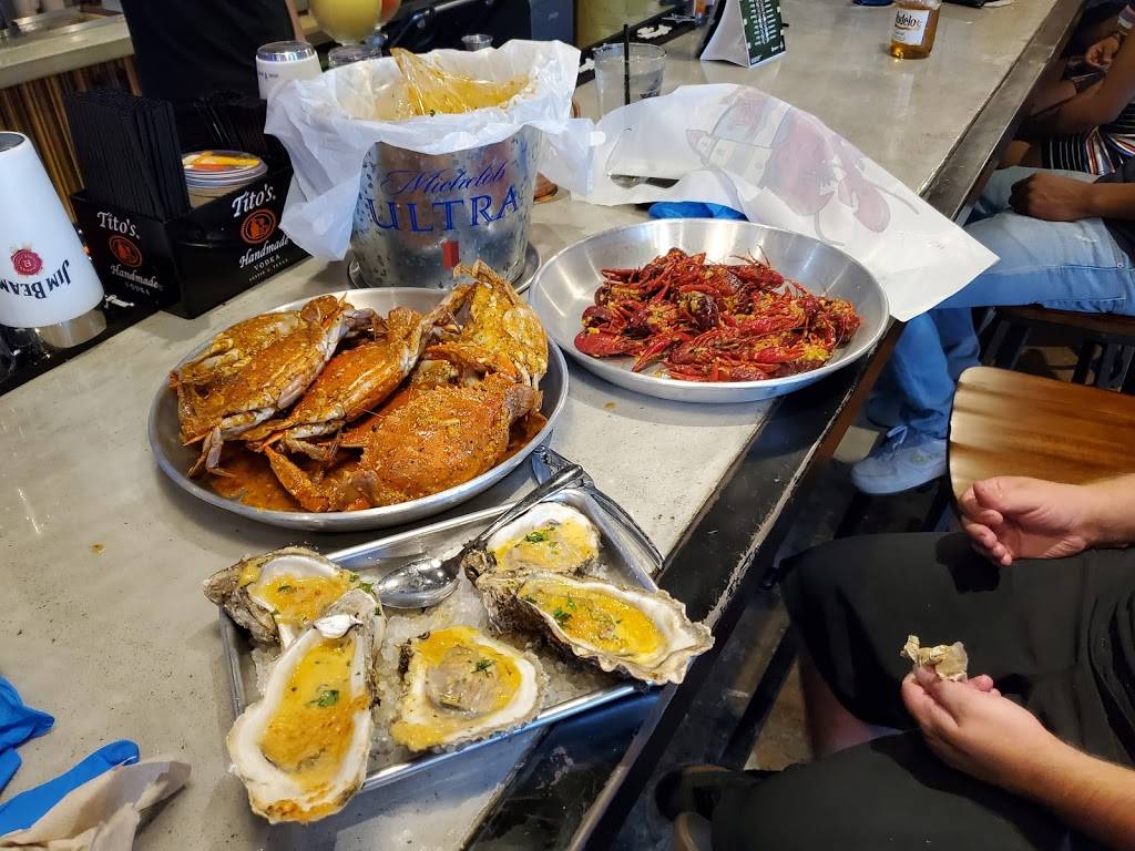 The Crab Station - Deep Ellum | restaurant | 2813 Commerce St, Dallas, TX 75226, USA | 4699414083 OR +1 469-941-4083