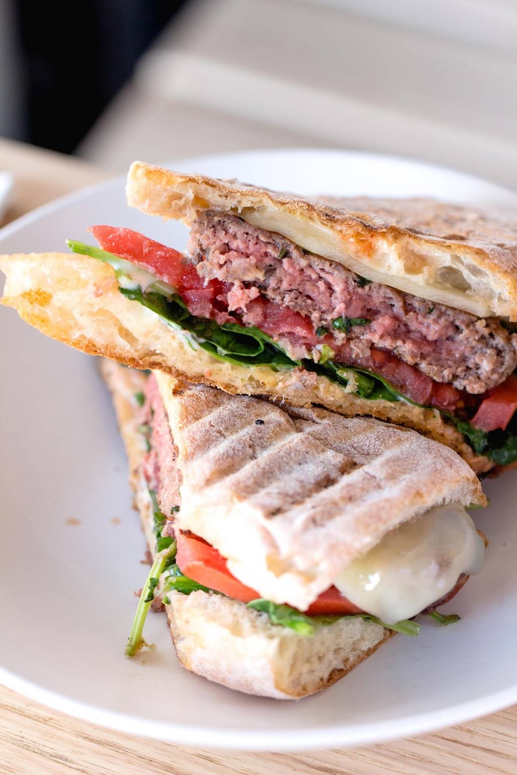 Little Ruby | restaurant | 109 Santa Monica Blvd, Santa Monica, CA 90401, USA | 4243228353 OR +1 424-322-8353