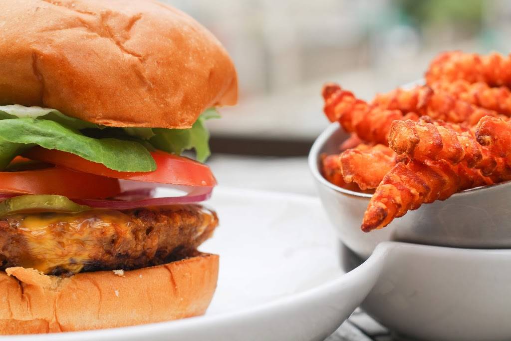 Hopsmith Nashville | restaurant | 1903 Division St, Nashville, TN 37203, USA | 6158465990 OR +1 615-846-5990