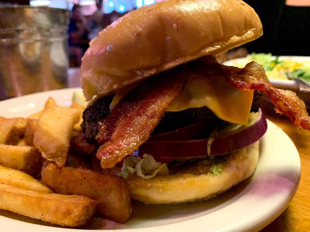 Texas Roadhouse | restaurant | 1181 Malabar Road, Palm Bay, FL 32907, USA | 3217332939 OR +1 321-733-2939