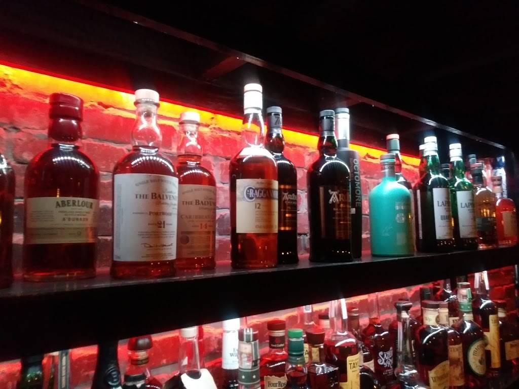 The Loft Wine Bar & Restaurant | restaurant | 280 1st St, Benicia, CA 94510, USA | 7077454200 OR +1 707-745-4200