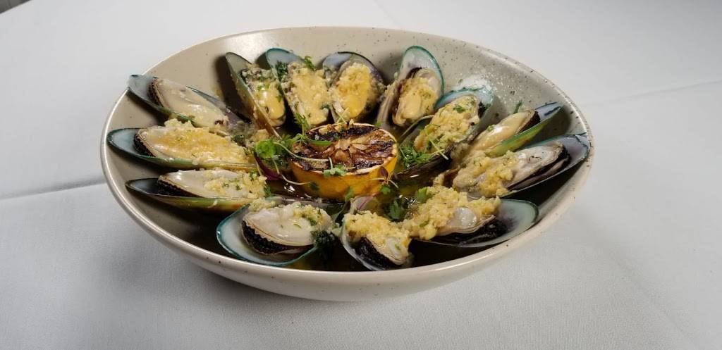 The Greek Joint Kitchen & Bar | restaurant | 1925 Hollywood Blvd, Hollywood, FL 33020, USA | 9549299966 OR +1 954-929-9966