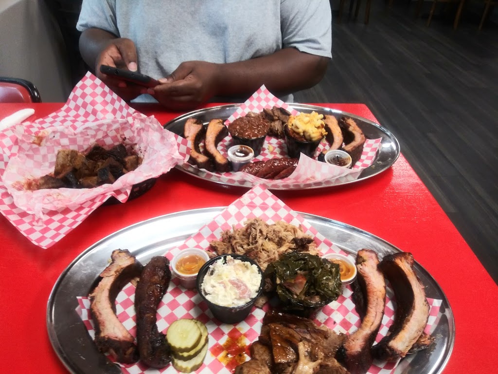 KC Mikes Smokin | meal takeaway | 2001 Boundary St, Beaufort, SC 29902, USA | 8433793282 OR +1 843-379-3282