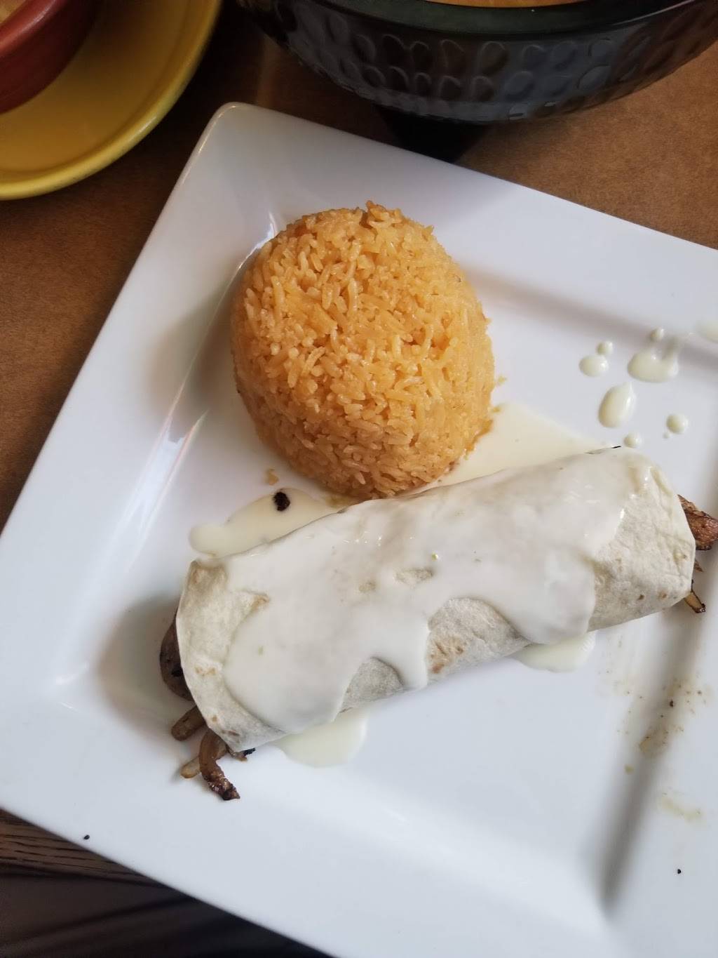 El Patron | restaurant | 100 High St, Farmville, VA 23901, USA | 4343150279 OR +1 434-315-0279