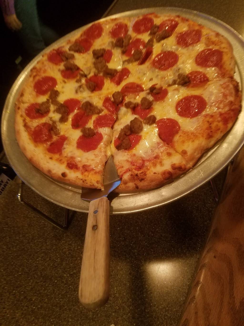 Office Lounge & Grill | restaurant | 110 E Dwight Ave, Oscoda, MI 48750, USA | 9897393388 OR +1 989-739-3388