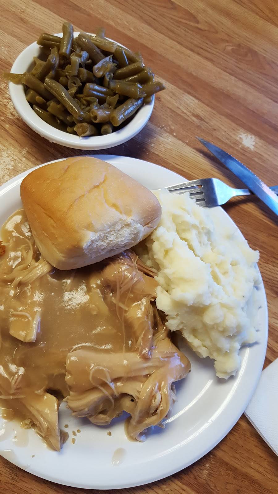 Jones Restaurant | restaurant | 225 N Main St, Burkesville, KY 42717, USA | 2708643390 OR +1 270-864-3390