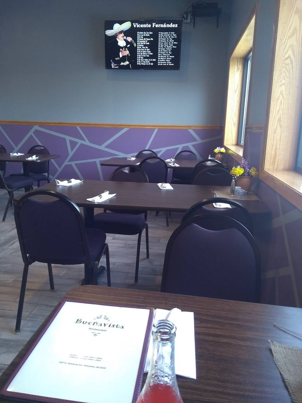 Buenavista Banquets & Restaurant | restaurant | 7507 W Oklahoma Ave, Milwaukee, WI 53219, USA | 4145732918 OR +1 414-573-2918