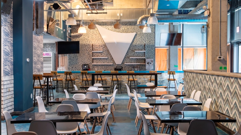 Red Fish Bleu Fish | restaurant | 5121 S Harper Ave, Chicago, IL 60615, United States | 7739524744 OR +1 773-952-4744