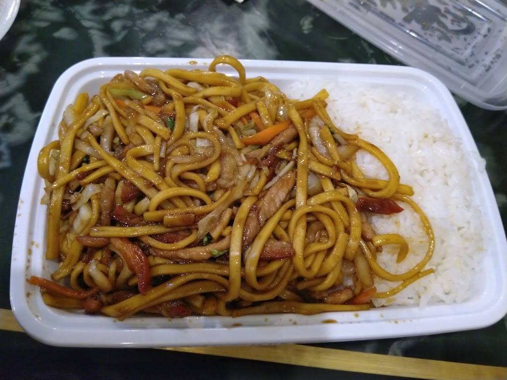 China King | restaurant | 450 W Hanover St, New Baden, IL 62265, USA | 6185889999 OR +1 618-588-9999