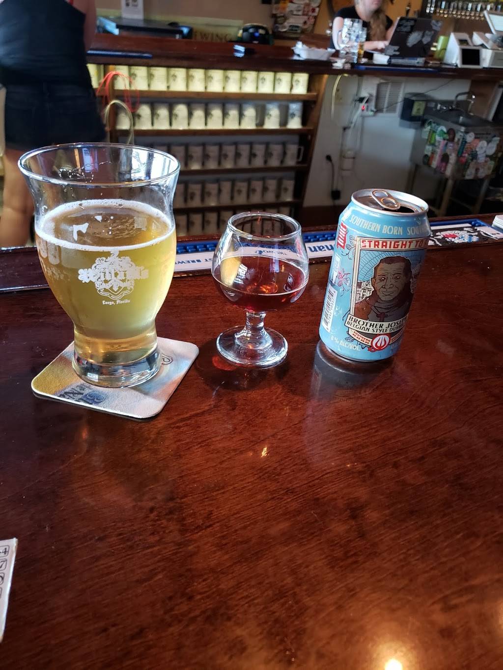 Willards Tap House | restaurant | 12500 Starkey Rd, Largo, FL 33773, USA | 7275818600 OR +1 727-581-8600