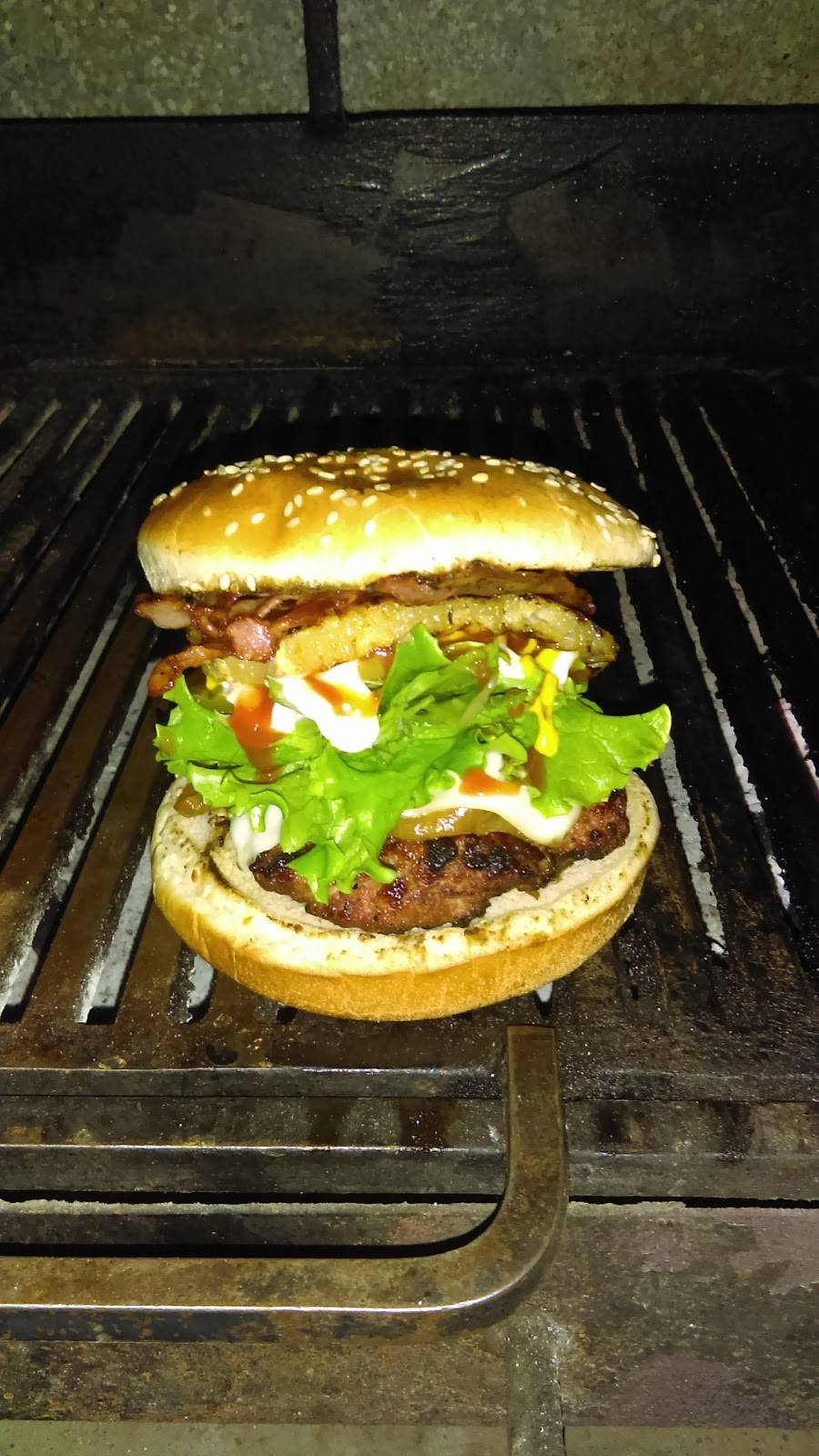 Pinches Burgers | restaurant | Calle 16 764, Zona Centro, 22800 Ensenada, B.C., Mexico | 016461856118 OR +52 646 185 6118