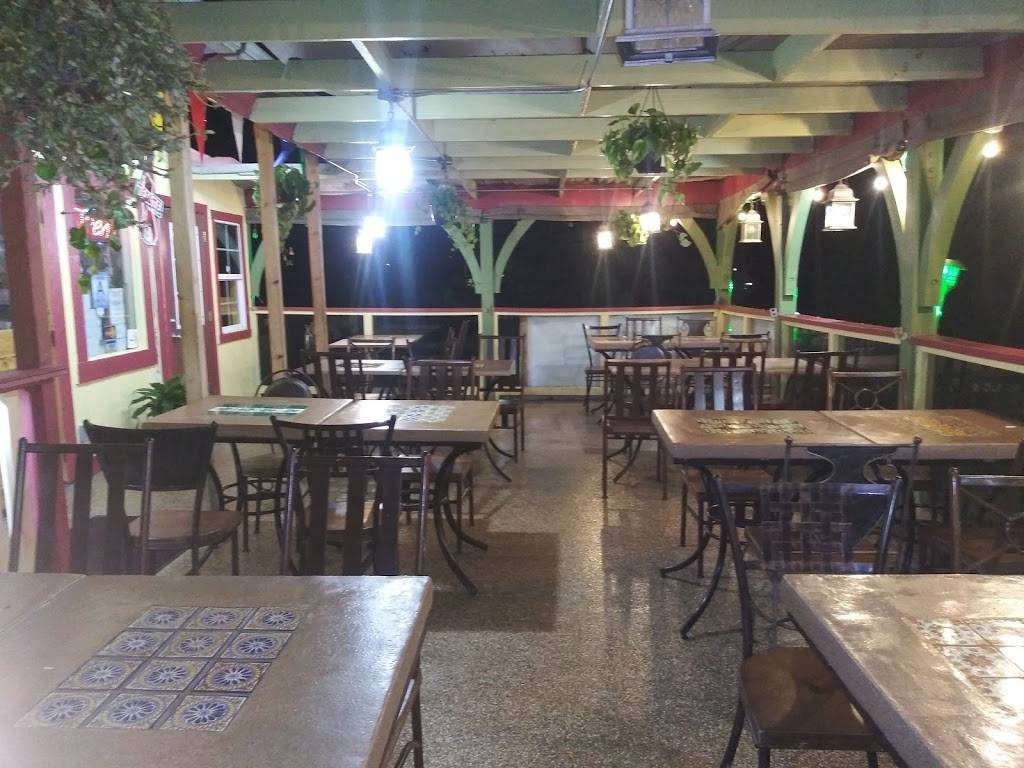 Tonis Kitchen | restaurant | 24194 Lake Dr, Crestline, CA 92325, USA | 9093389377 OR +1 909-338-9377