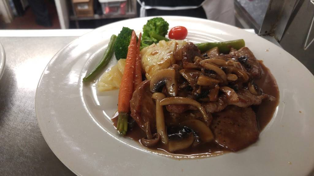 Fredericks Restaurant | restaurant | 7701 Broadway St # 20, San Antonio, TX 78209, USA | 2108289050 OR +1 210-828-9050