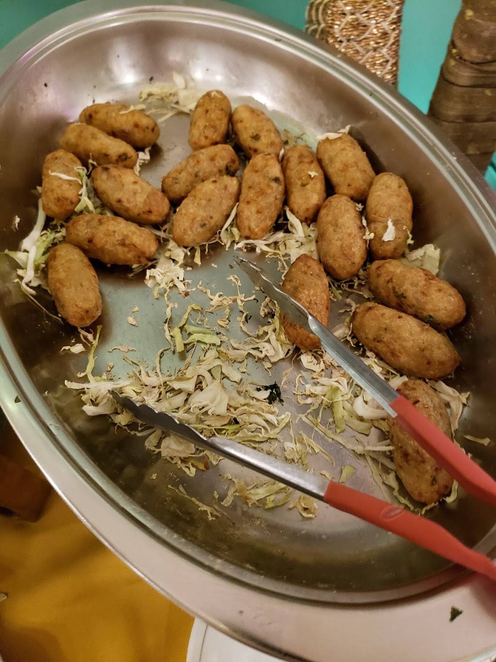 Guru Palace | restaurant | 2215 US-1, North Brunswick Township, NJ 08902, USA | 7323989022 OR +1 732-398-9022