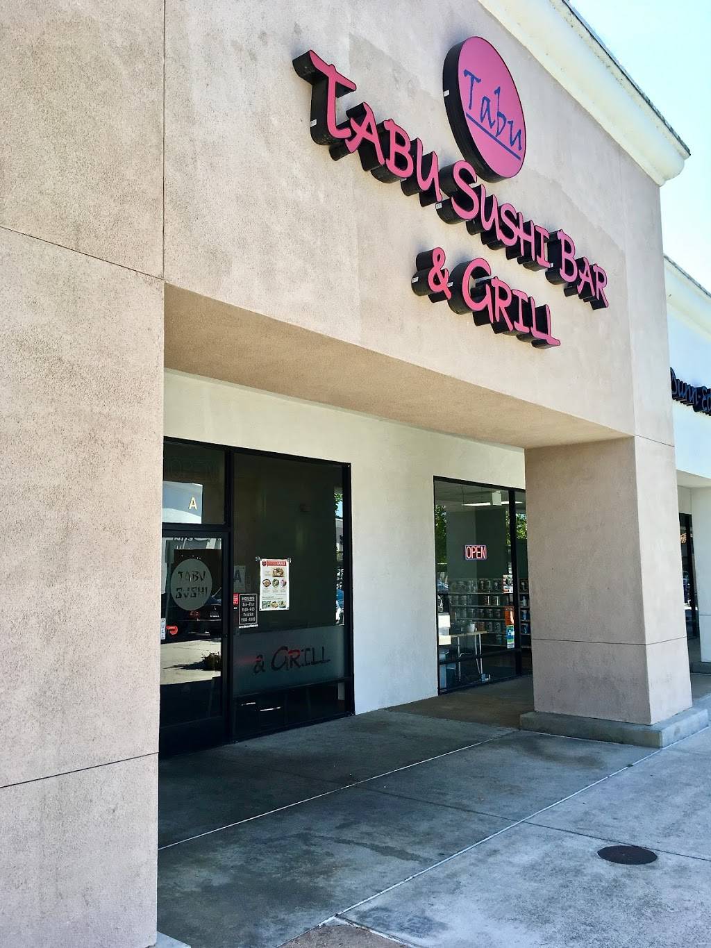 Tabu Sushi Bar & Grill - Del Mar | restaurant | 2689 Via De La Valle, Del Mar, CA 92014, USA | 8587555585 OR +1 858-755-5585