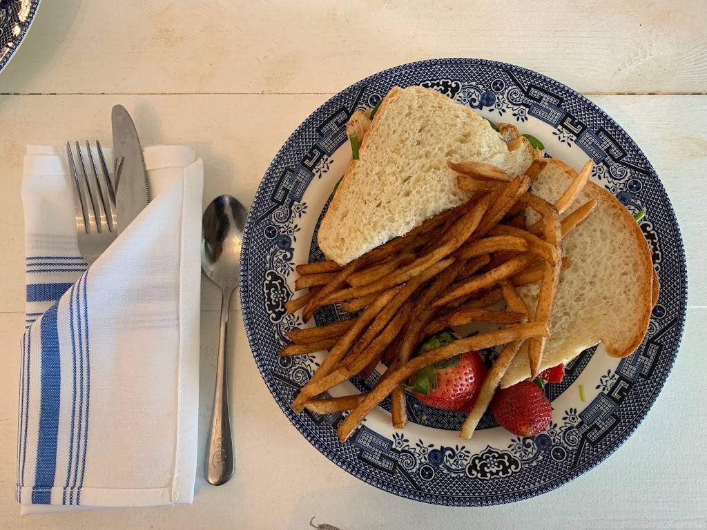 Blue Willow Cafe | restaurant | 12513 W Washington St, Burton, TX 77835, USA | 9792890222 OR +1 979-289-0222