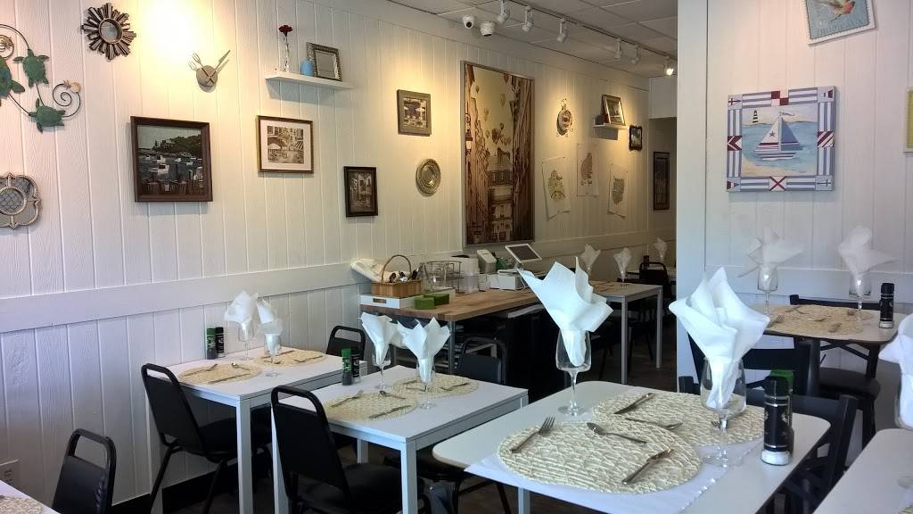 Armands Place | restaurant | 19 N Boulevard of the Presidents, Sarasota, FL 34236, USA | 9412273002 OR +1 941-227-3002