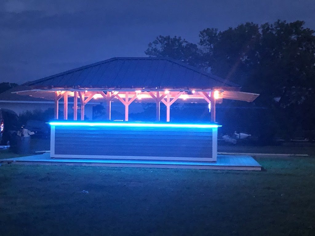 UnWined on the water at Triton Marina | restaurant | 285 Plum Point Rd, Elkton, MD 21921, USA | 4434063947 OR +1 443-406-3947