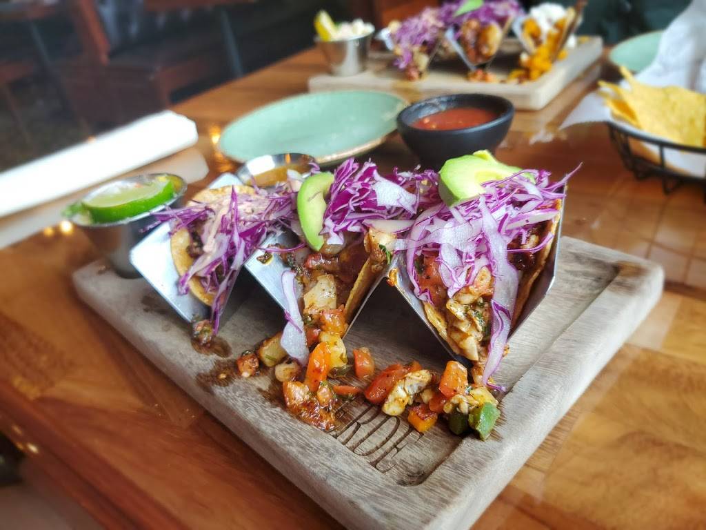 Verde Flavors of Mexico Ironworks | restaurant | 2727 E 86th St, Indianapolis, IN 46240, USA | 3172807410 OR +1 317-280-7410