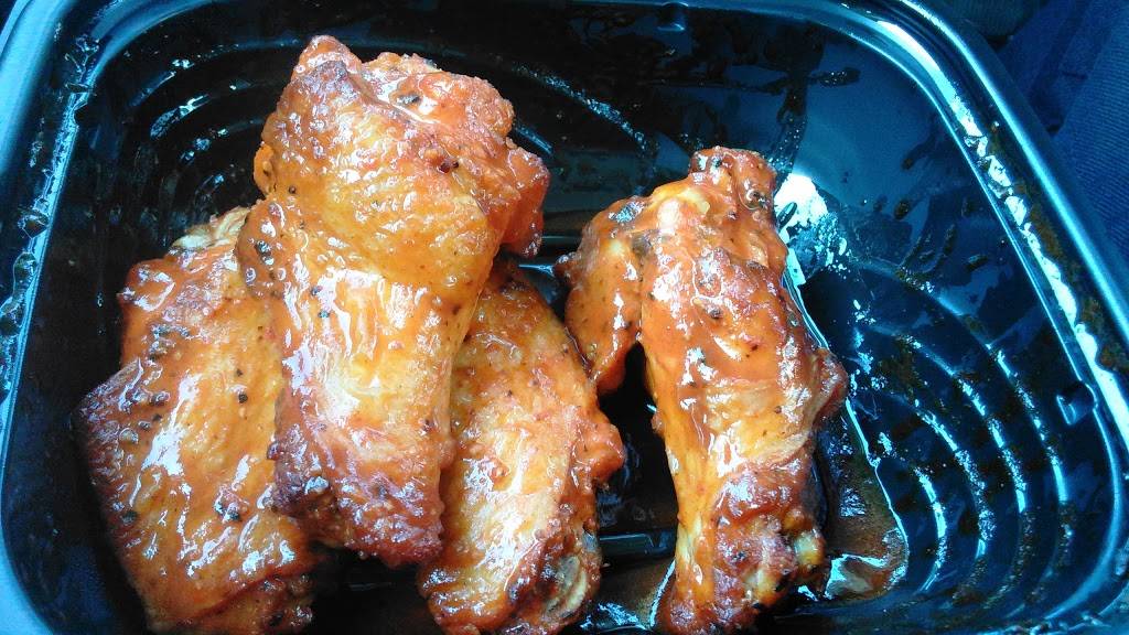 Little Caesars Pizza | meal takeaway | 23110 W Outer Dr, Allen Park, MI 48101, USA | 3135627540 OR +1 313-562-7540