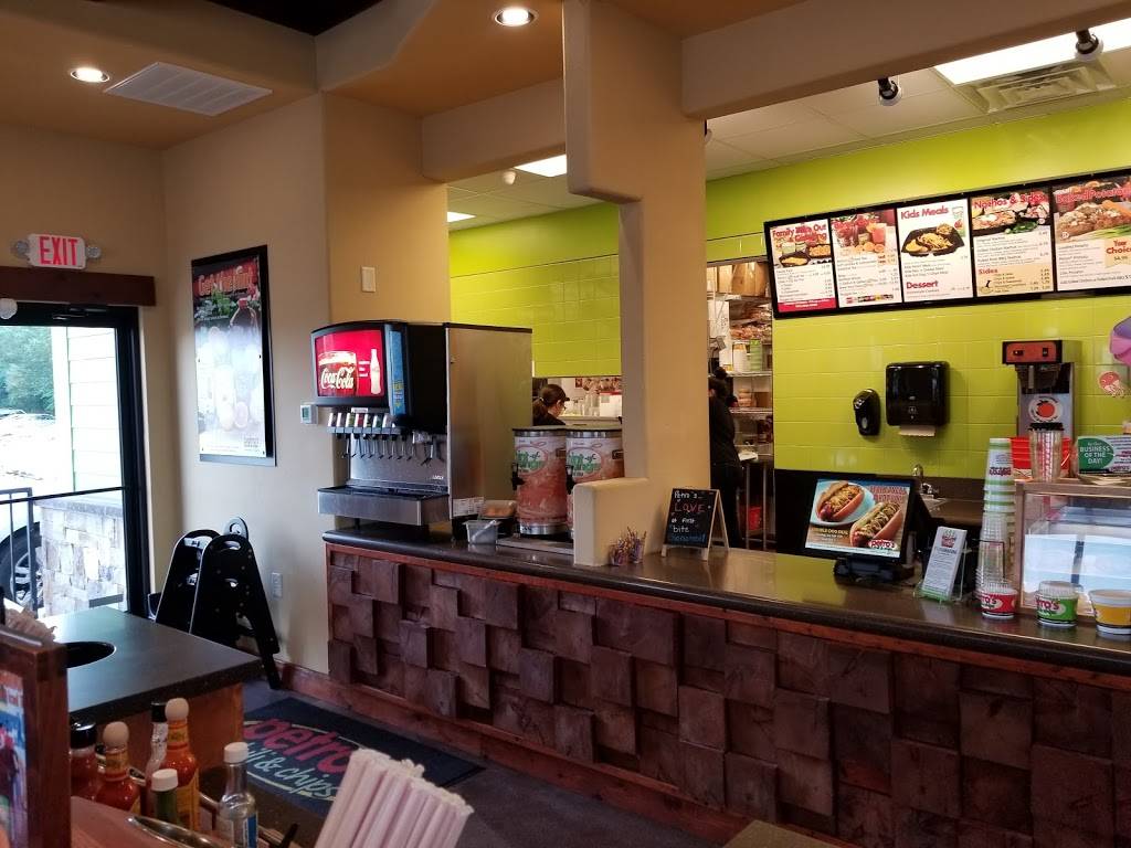 Petros Chili & Chips - Lenoir City | restaurant | U.S. 321, 762 Northside Dr, Lenoir City, TN 37771, USA | 8653171645 OR +1 865-317-1645