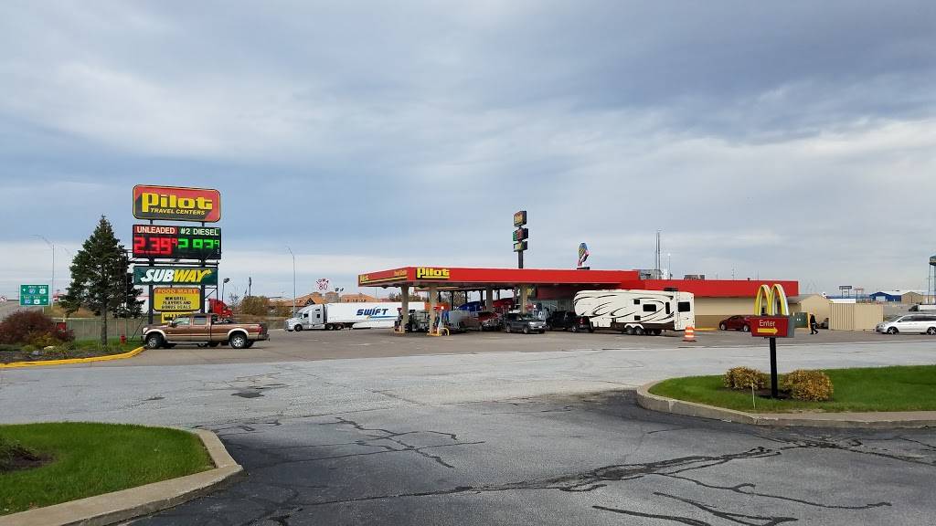 Pilot Travel Center | restaurant | 2975 N Plainview Rd, Walcott, IA 52773, USA | 5632845074 OR +1 563-284-5074