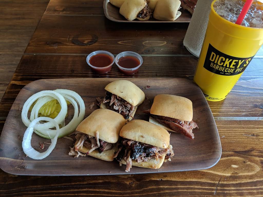 Dickeys Barbecue Pit | restaurant | 1691 Artesia Blvd, Gardena, CA 90248, USA | 4243402577 OR +1 424-340-2577