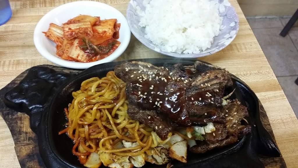 Mitzee Cafe | restaurant | 721 S Central Ave B, Glendale, CA 91204, USA | 8182438078 OR +1 818-243-8078