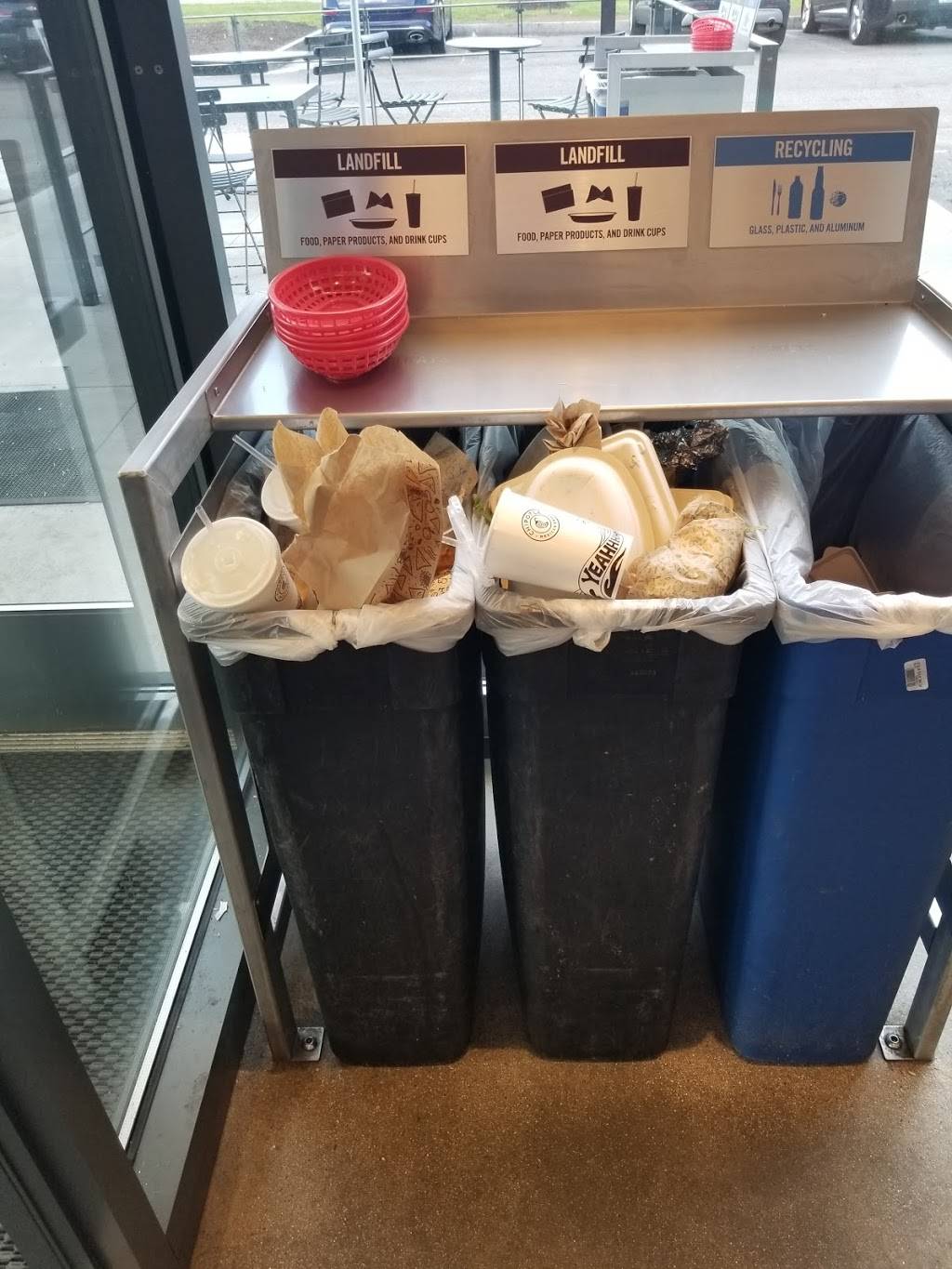 Chipotle Mexican Grill | restaurant | 826 Center Dr # 15, Dover, NH 03820, USA | 6037408984 OR +1 603-740-8984