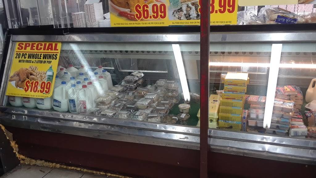 Harvey Food Mart | meal takeaway | 120 W 154th St, Harvey, IL 60426, USA | 5048293824 OR +1 504-829-3824