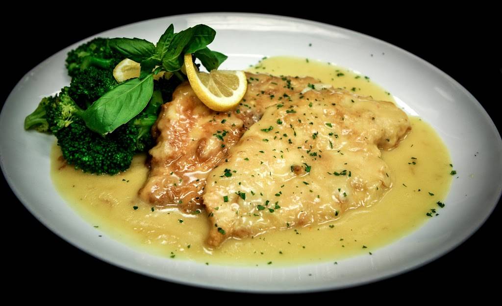 Louies Pizzeria | restaurant | 39 Old Country Rd, Carle Place, NY 11514, USA | 5162482676 OR +1 516-248-2676