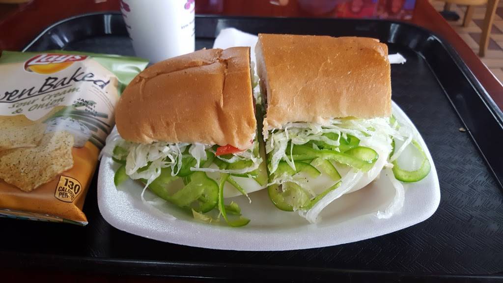 Mr Ms Sandwich Shop | meal takeaway | 1975 Stirling Rd, Hollywood, FL 33020, USA | 9549256400 OR +1 954-925-6400