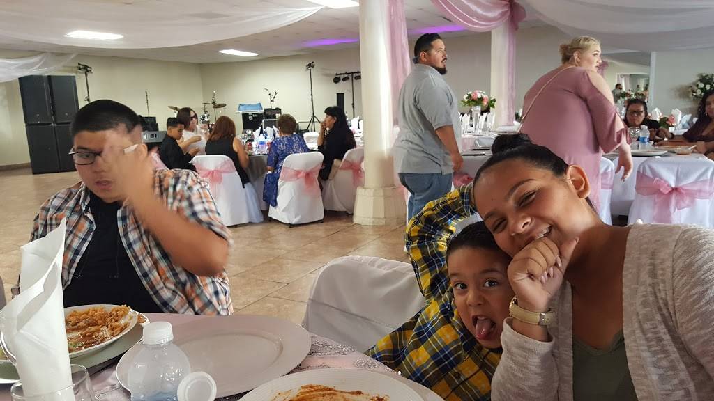 El Jaguar Banquet Hall | restaurant | 516 California Ave, Bakersfield, CA 93304, USA | 6613244918 OR +1 661-324-4918