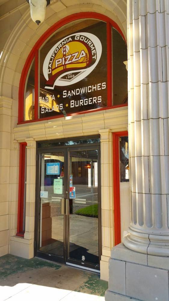 California Gourmet Pizza | meal takeaway | 2831, 232 Broadway St, King City, CA 93930, USA | 8313854914 OR +1 831-385-4914