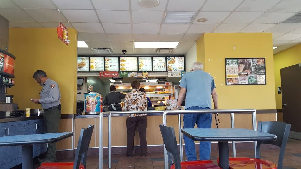 Churchs Chicken | restaurant | 9710 Potranco Rd, San Antonio, TX 78245, USA | 2106803783 OR +1 210-680-3783