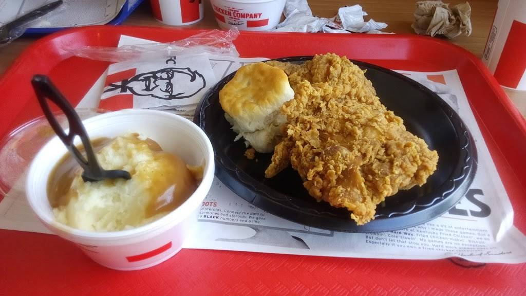 KFC | restaurant | 110 W Layton Ave, Milwaukee, WI 53207, USA | 4144860634 OR +1 414-486-0634