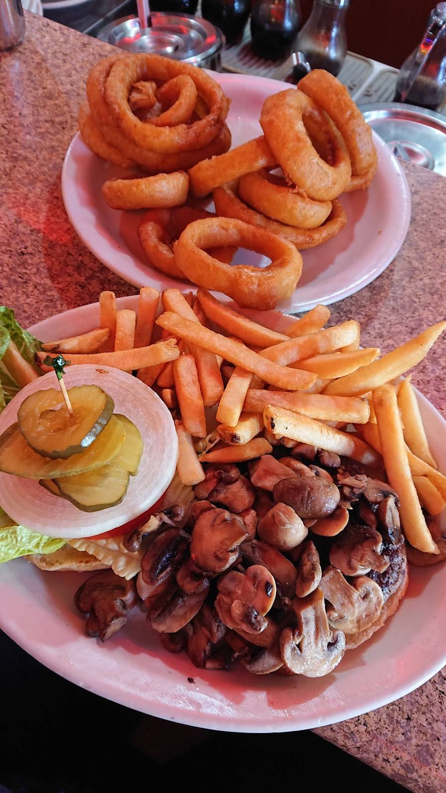 Orphan Andys | restaurant | 3991 17th St, San Francisco, CA 94114, USA | 4158649795 OR +1 415-864-9795