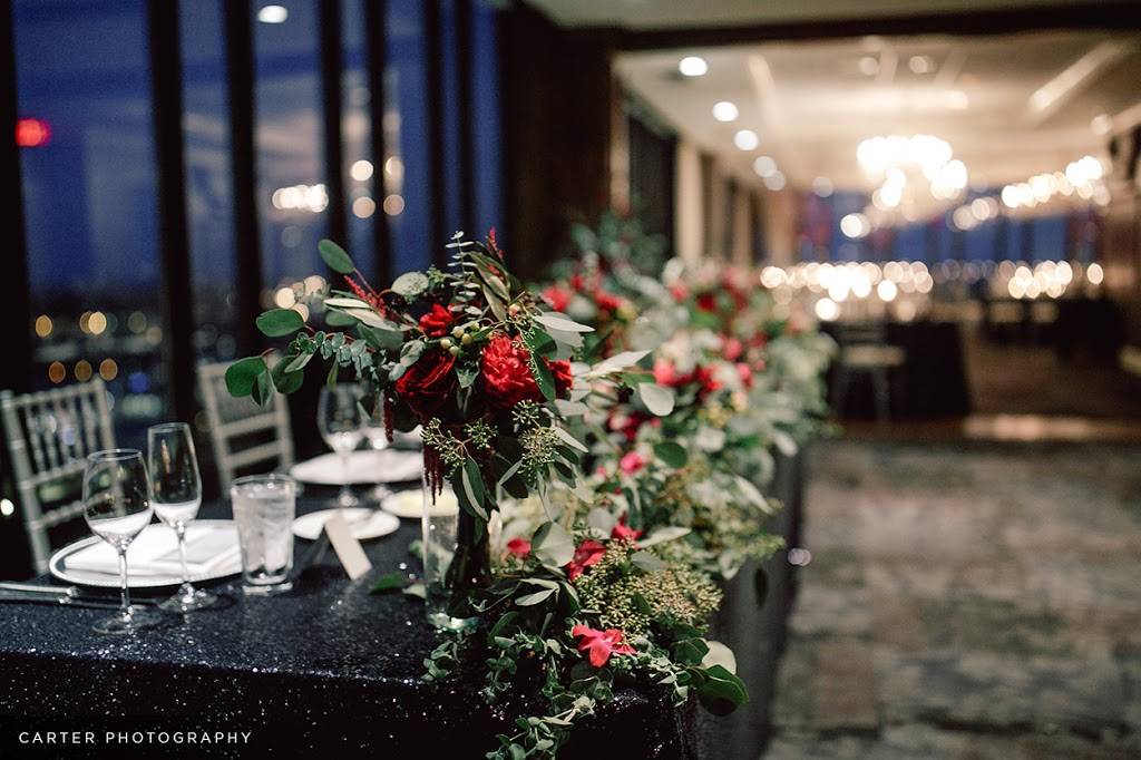 The Des Moines Embassy Club & Embassy Club West | restaurant | 7th & Grand Ave, 34th floor, Des Moines, IA 50309, USA | 5152442582 OR +1 515-244-2582