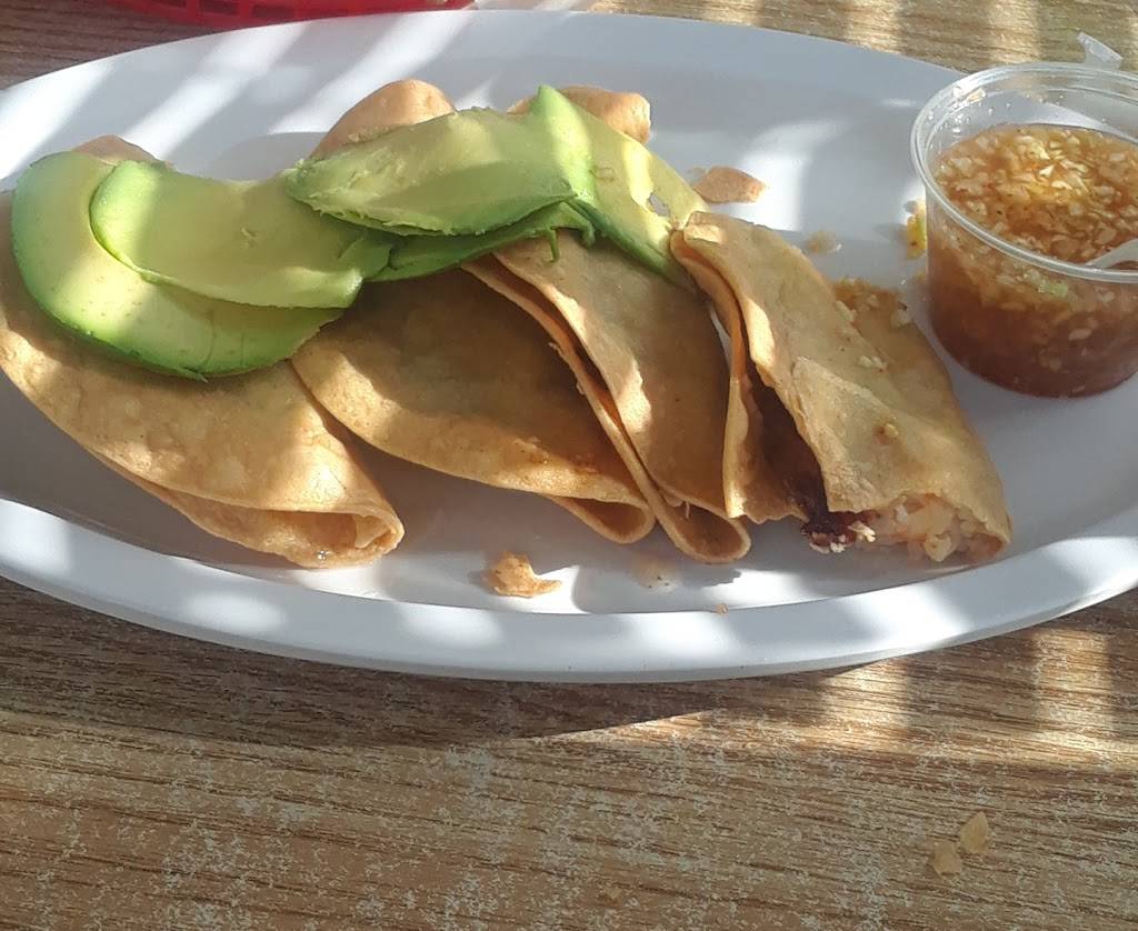 Mariscos San Juan | restaurant | 348 Willow St, San Jose, CA 95110, USA | 4089939765 OR +1 408-993-9765